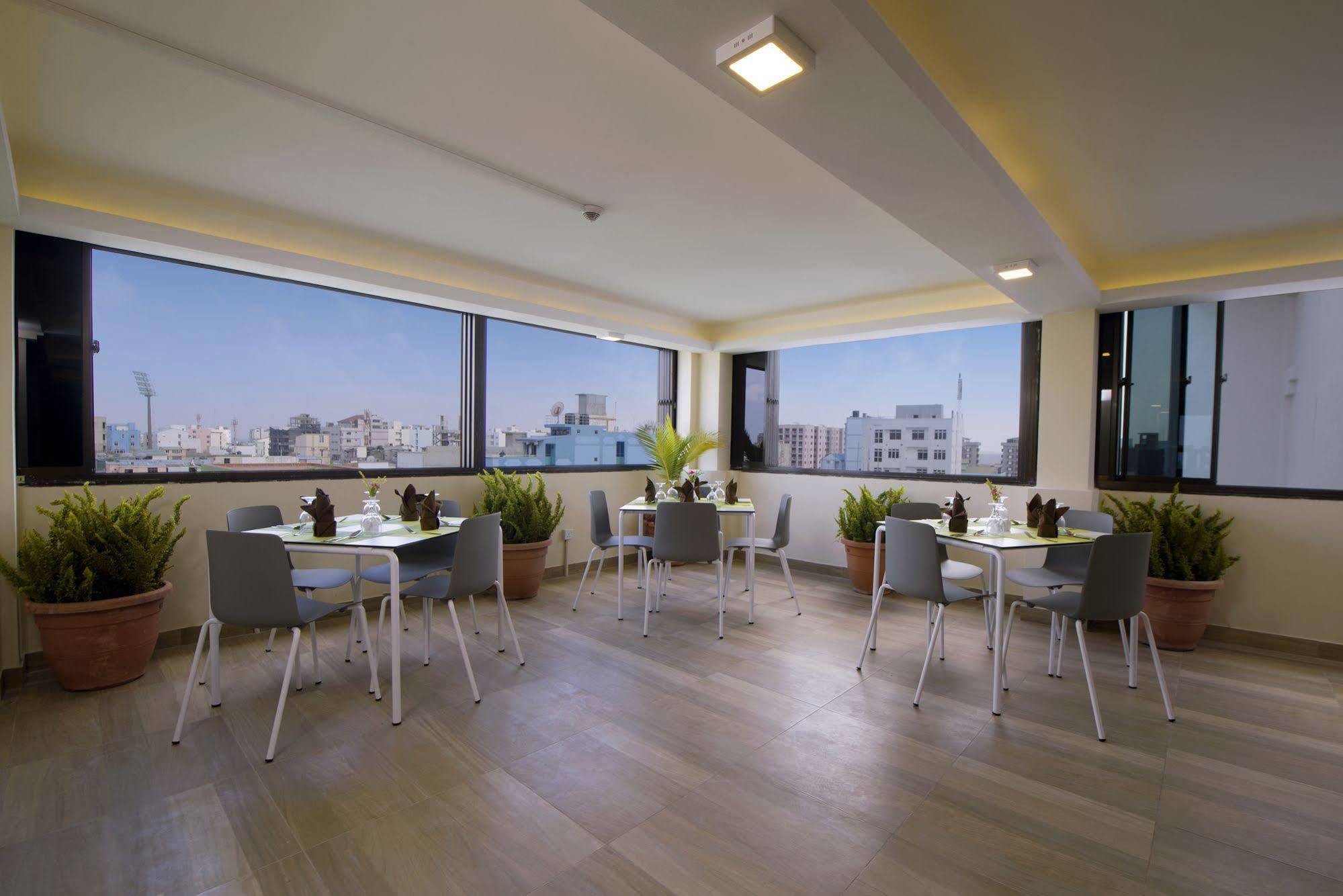 Champa Central Hotel Мале Екстер'єр фото