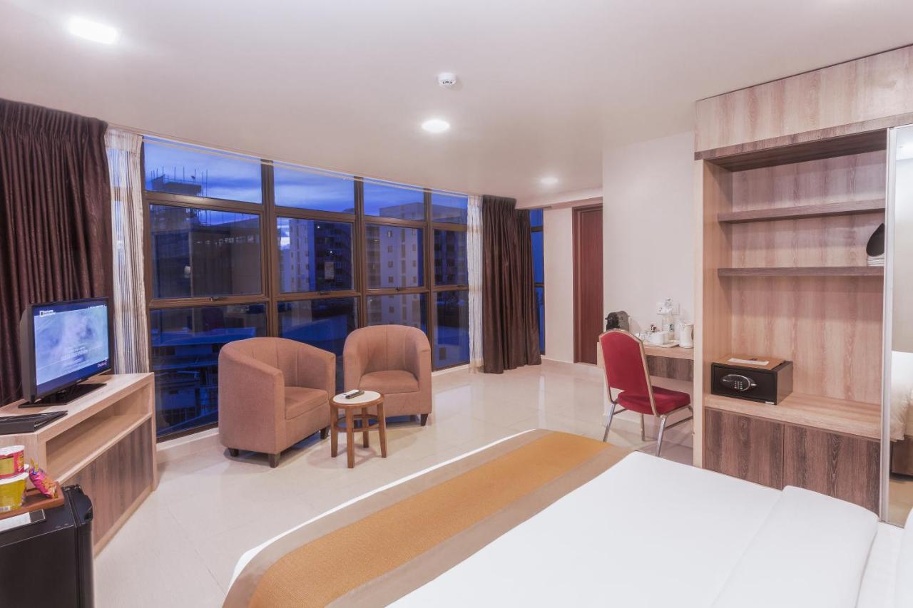 Champa Central Hotel Мале Екстер'єр фото
